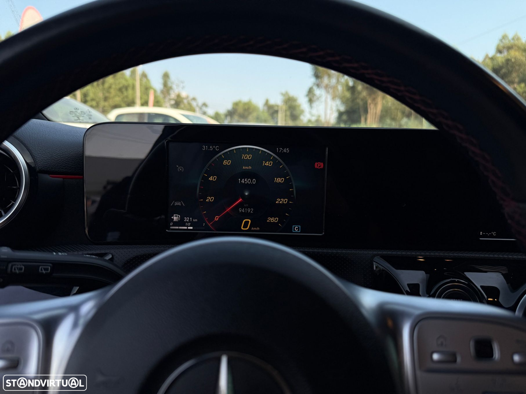 Mercedes-Benz A 160 AMG Line - 15