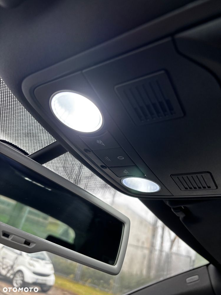 Volkswagen Golf - 13