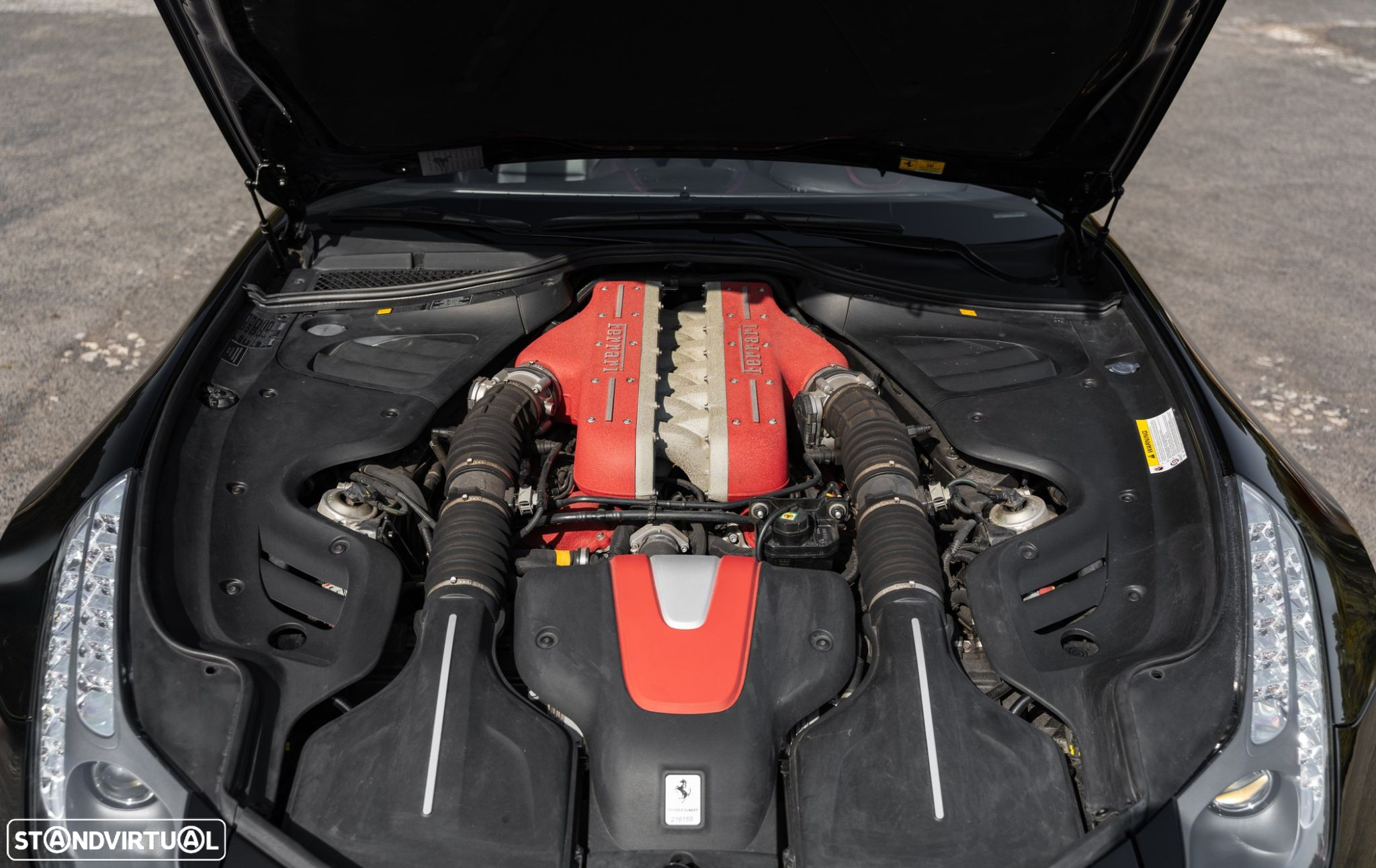 Ferrari FF - 16