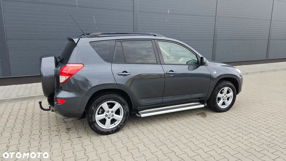 Toyota RAV4 2.2 D-4D Premium - 10