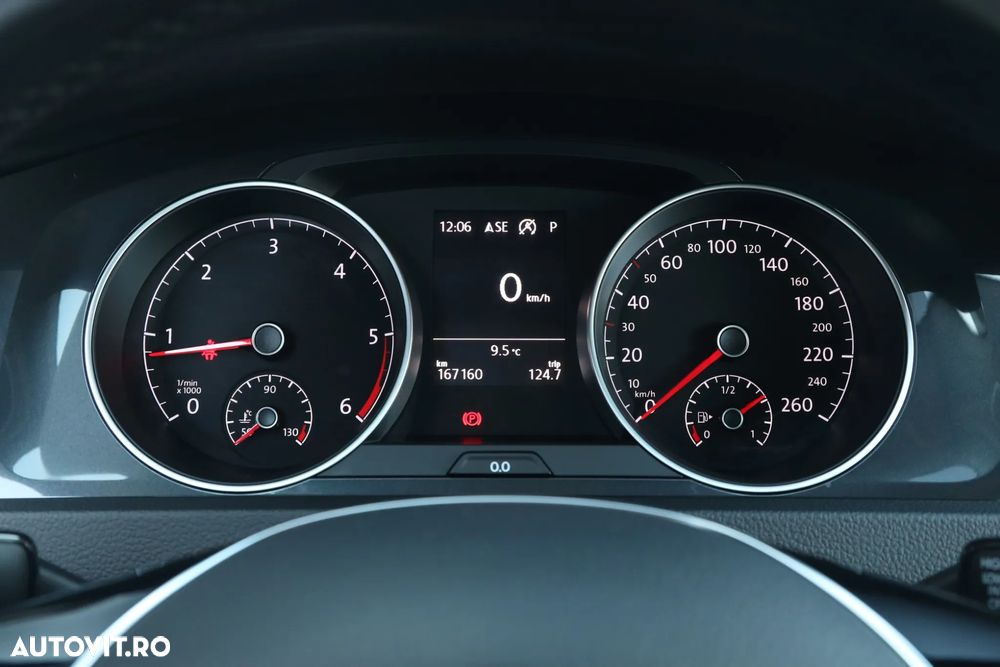 Volkswagen Golf 2.0 TDI DSG Comfortline - 22