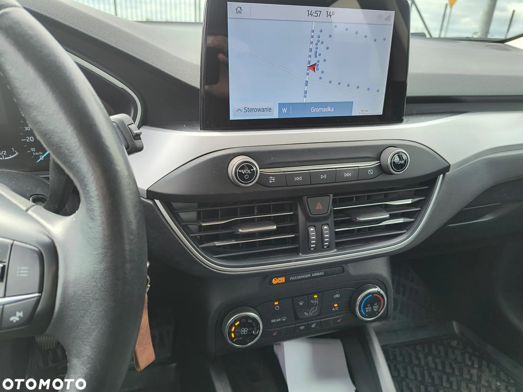 Ford Focus 1.5 EcoBlue Start-Stopp-System COOL&CONNECT - 10