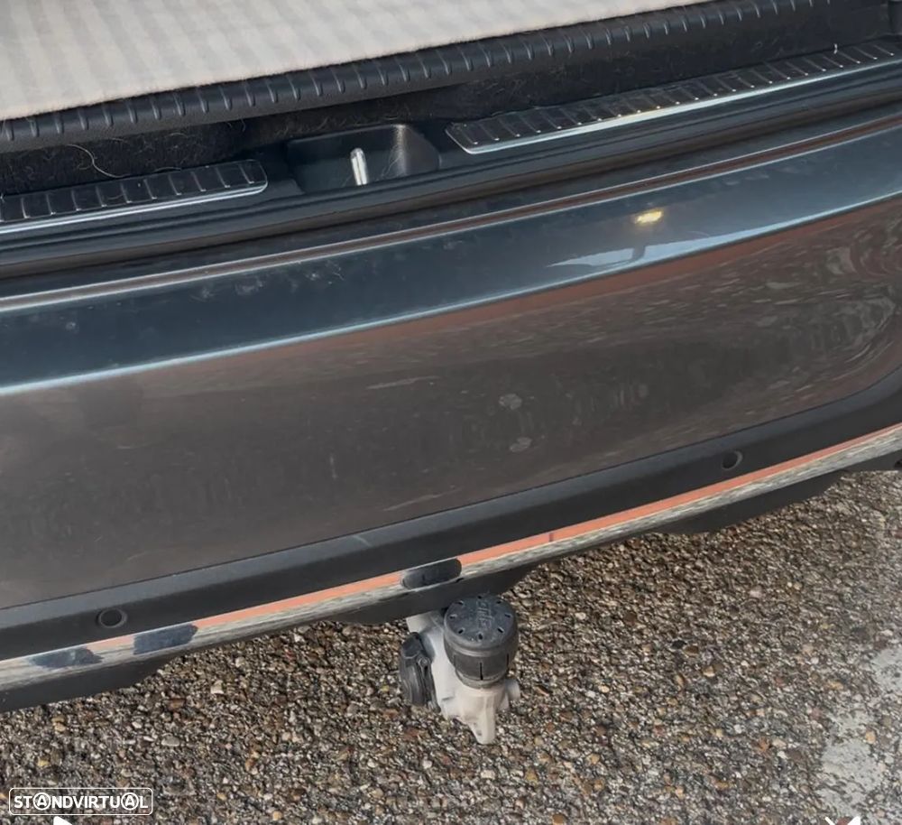 Mercedes-Benz GLC 350 e 4Matic 7G-TRONIC AMG Line - 16