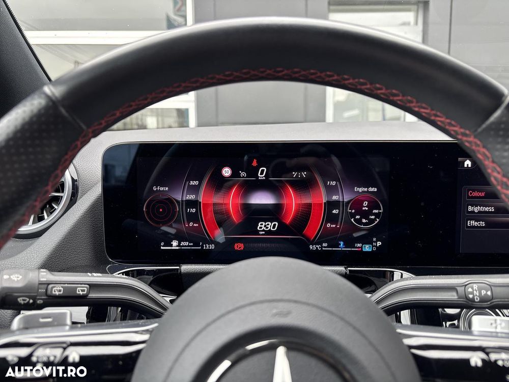 Mercedes-Benz GLA 200 d Aut. - 18