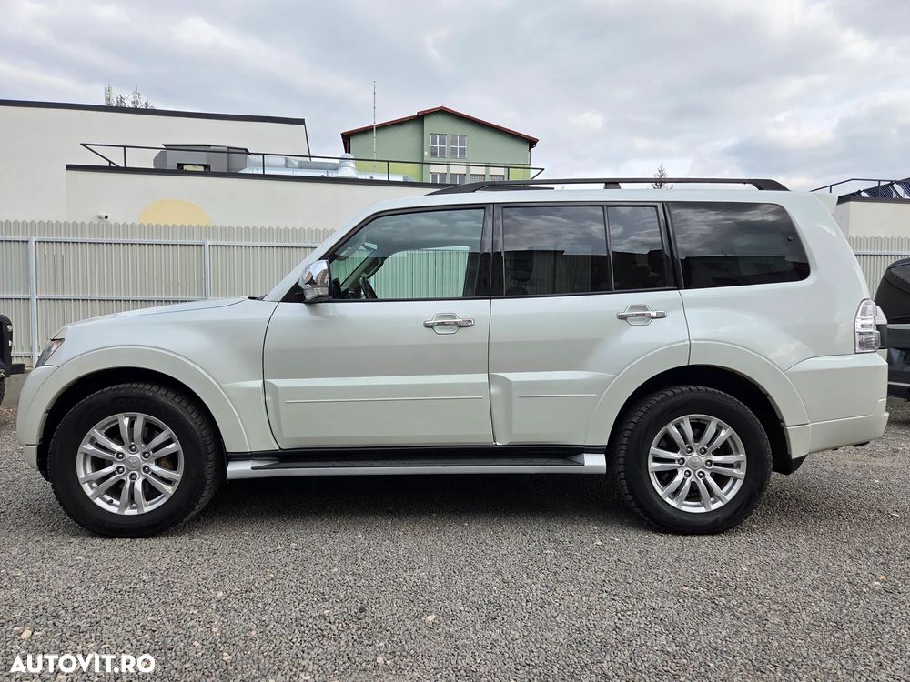 Mitsubishi Pajero 3.2 DI-D Instyle - 5