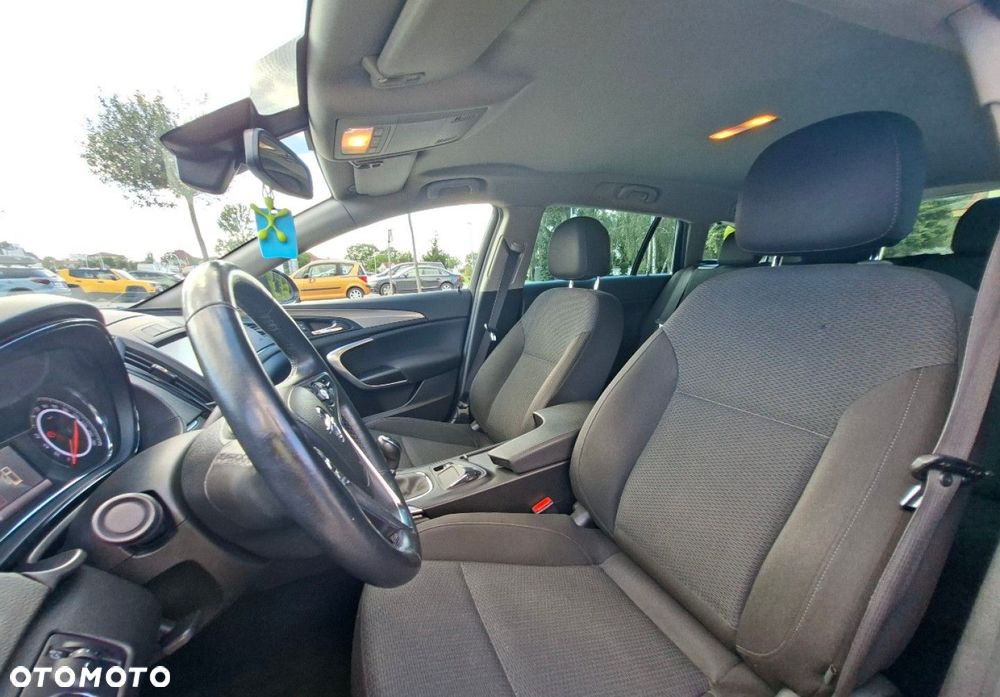 Opel Insignia - 22