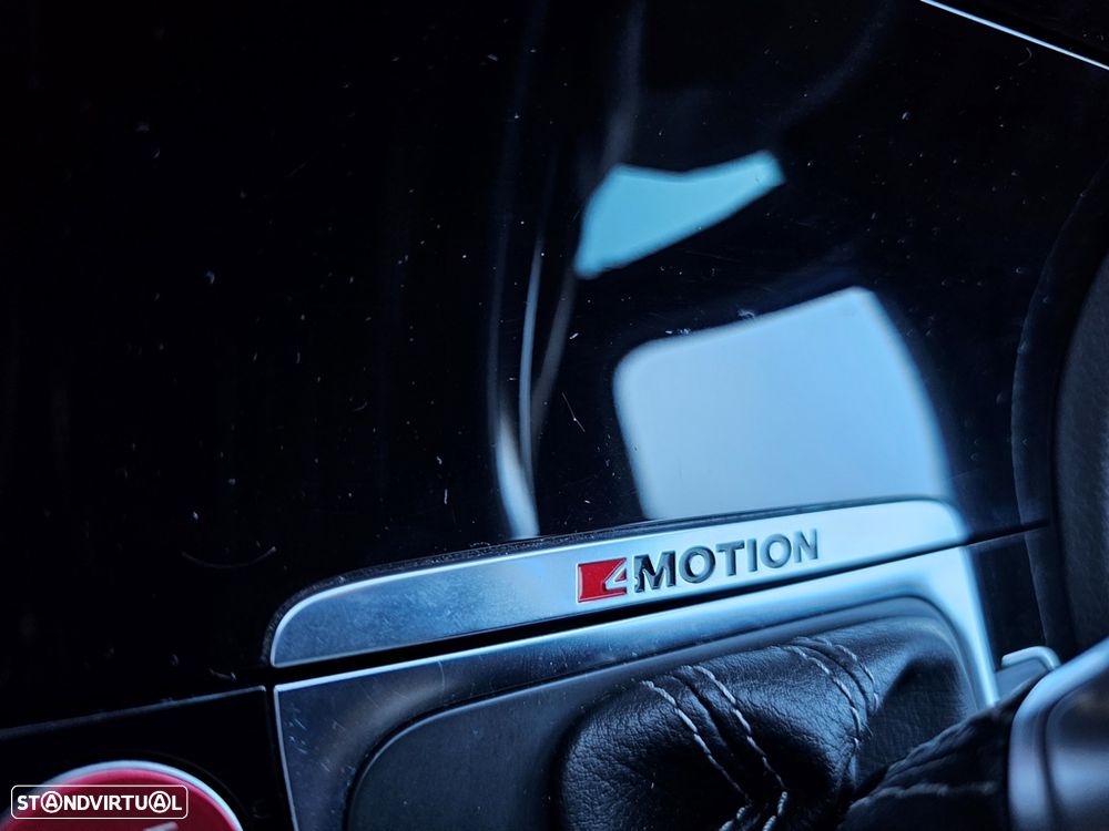 VW Golf R 4Motion (BlueMotion ) DSG - 18