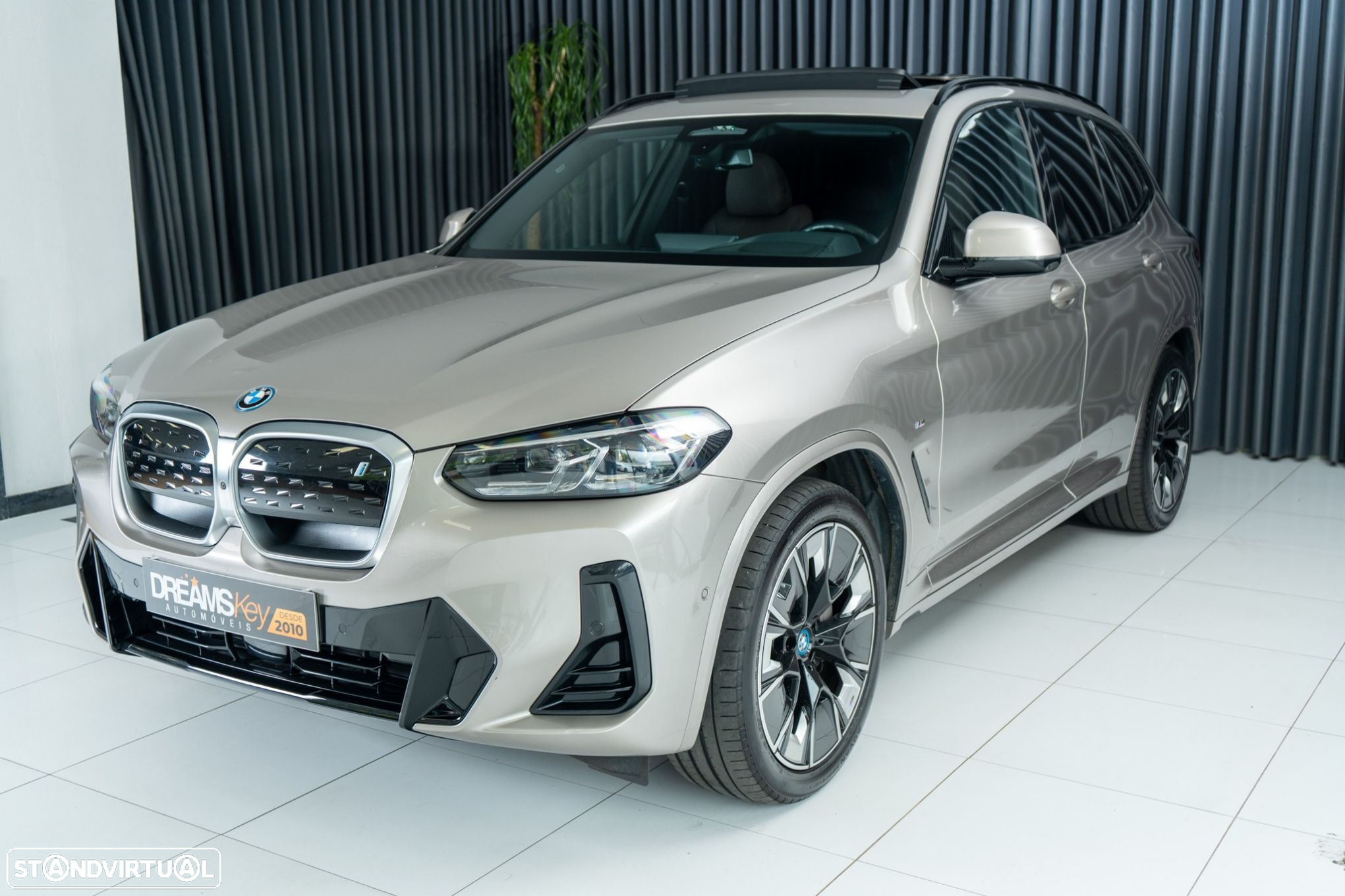 BMW iX3 M Sport Impressive - 15