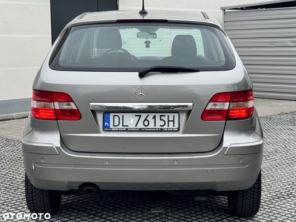 Mercedes-Benz Klasa B 180 CDI Autotronic - 9