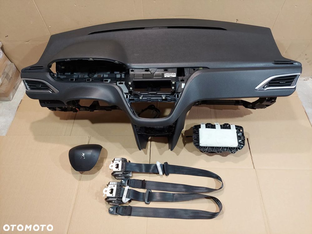 Peugeot 208 2008 I 2012-2019 karbon konsola deska poduszki napinacze oryginał - 2
