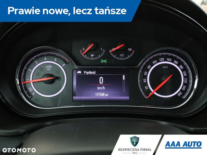 Opel Insignia - 13