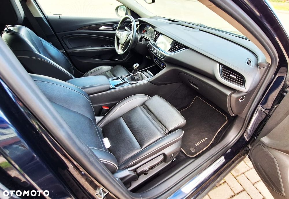 Opel Insignia 2.0 CDTI Exclusive S&S - 10
