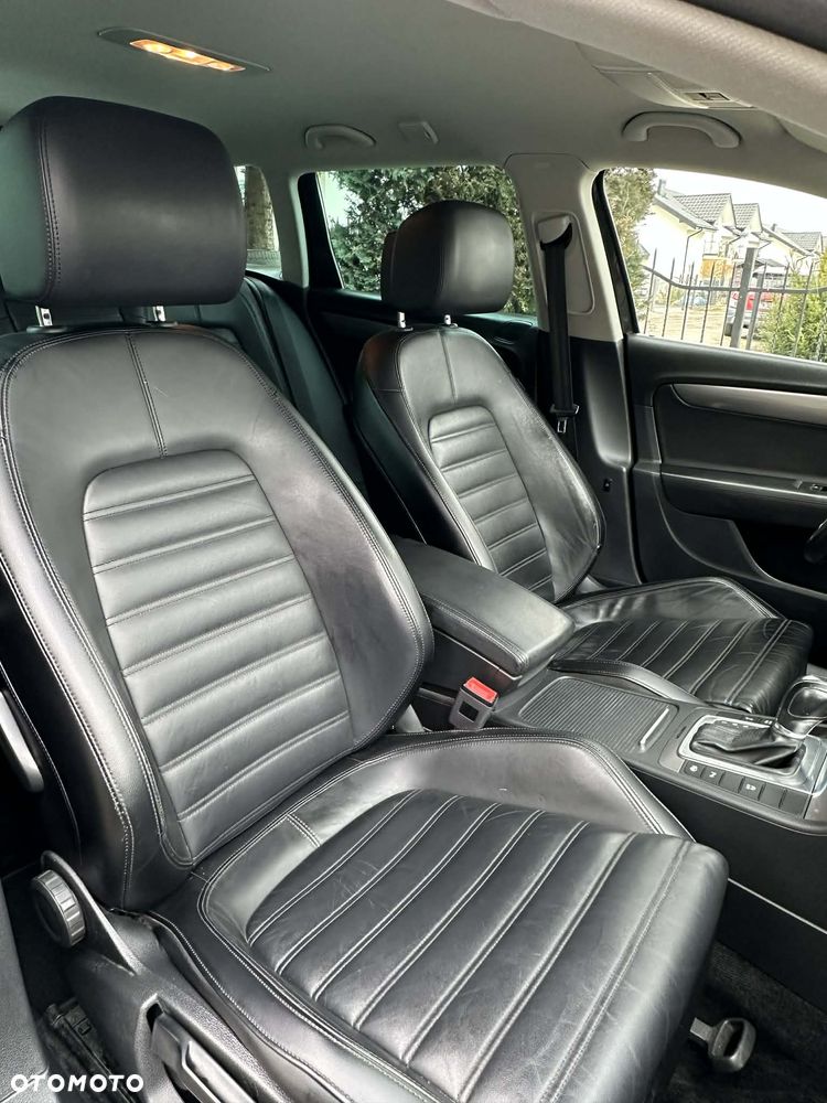 Volkswagen Passat 2.0 TDI 4Motion DSG BlueMotion Tech R-Line - 37