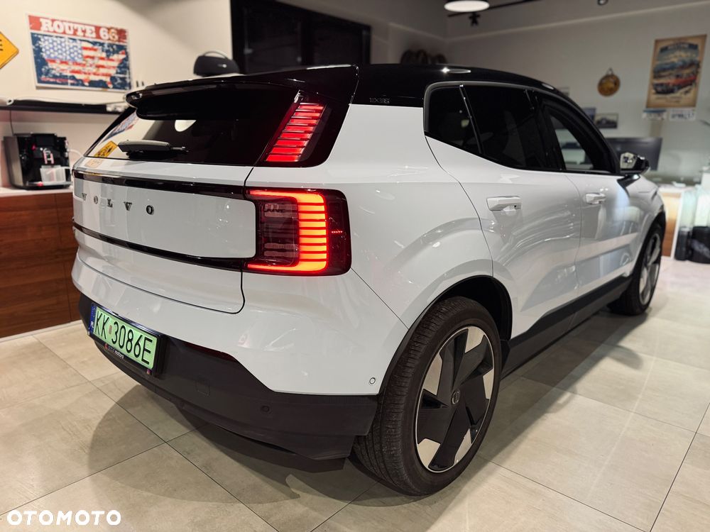 Volvo EX30 Twin Motor Performance AWD Plus - 4