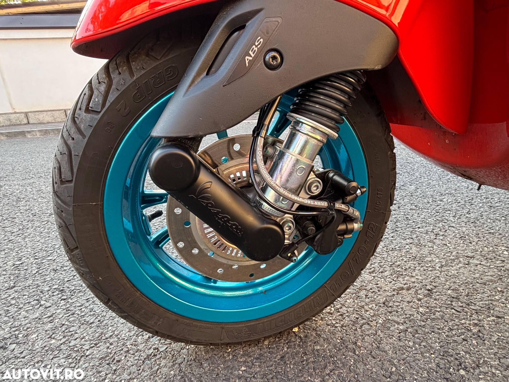Vespa Primavera 125 - 3