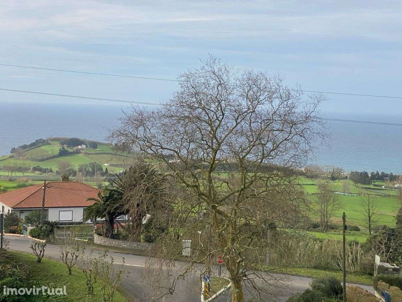 Moradia com vista espantosa na Lagoa, São Miguel - Grande imagem: 2/12