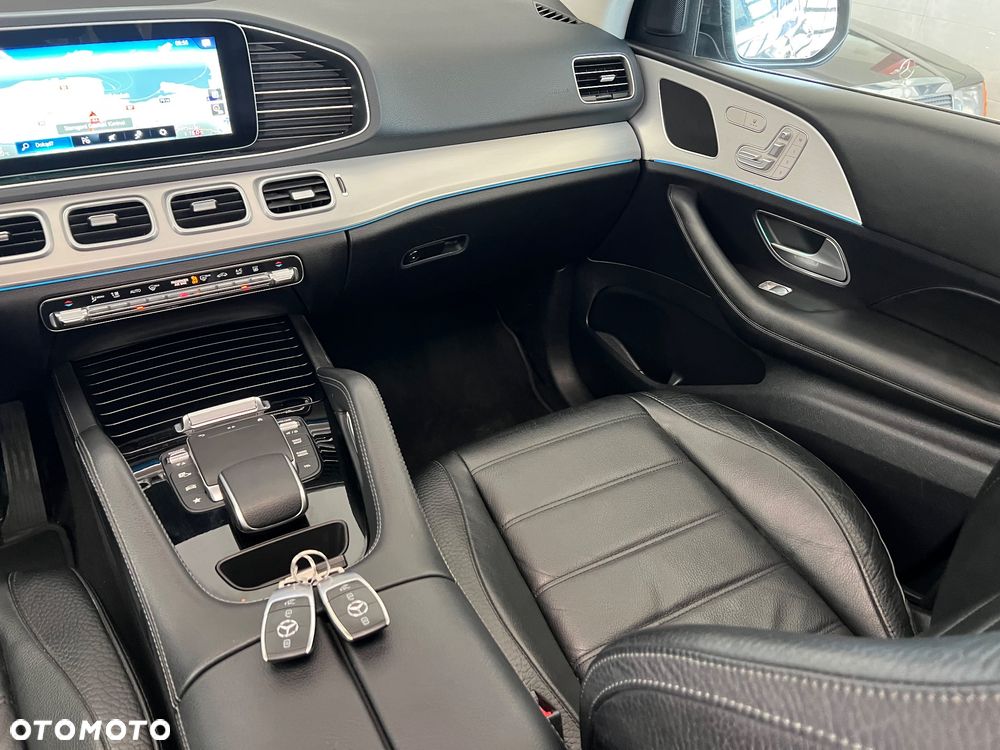 Mercedes-Benz GLE 300 d 4Matic 9G-TRONIC AMG Line - 22