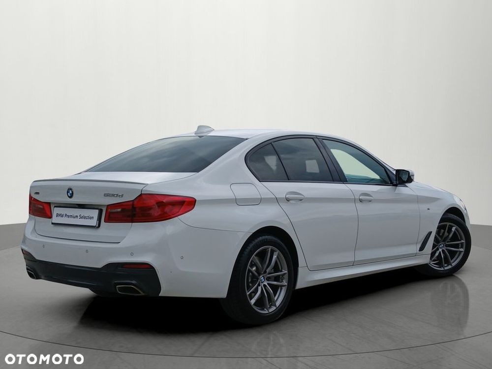 BMW Seria 5 520d M Sport sport - 5