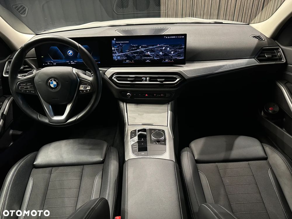 BMW Seria 3 318i - 12
