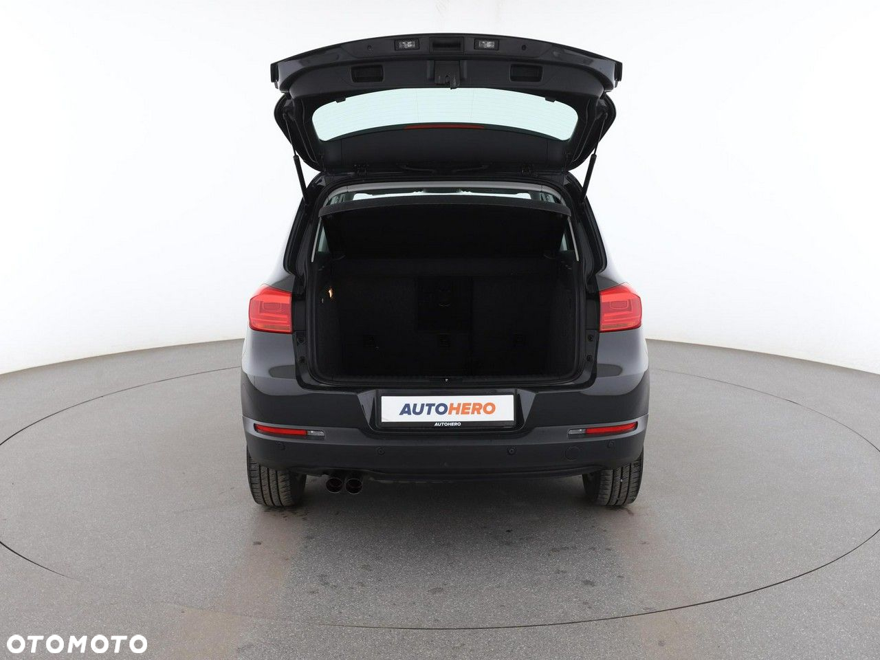 Volkswagen Tiguan - 15