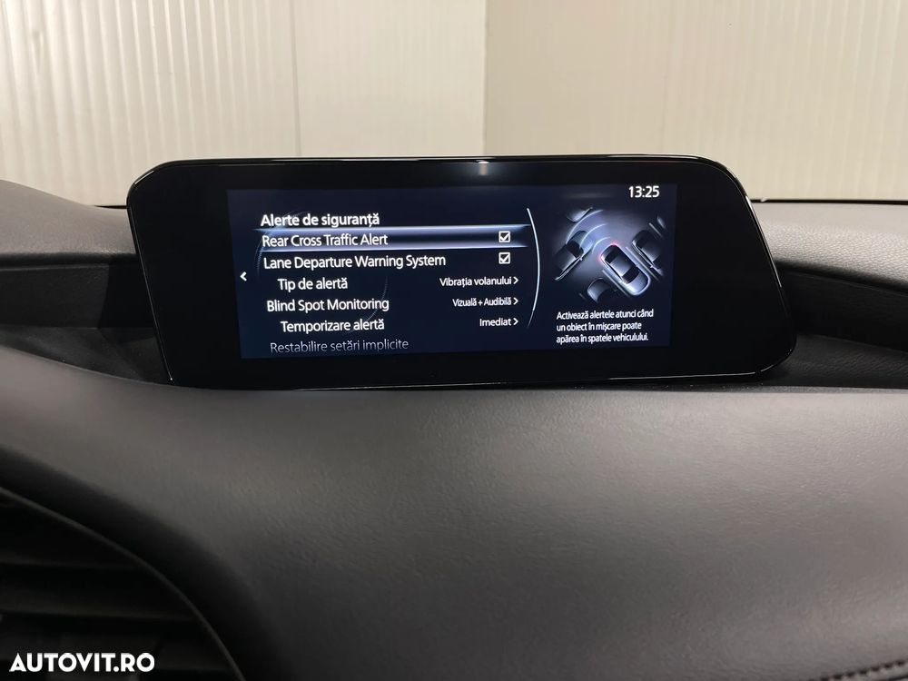 Mazda 3 e-Skyactiv G122 AT MHEV Plus - 17