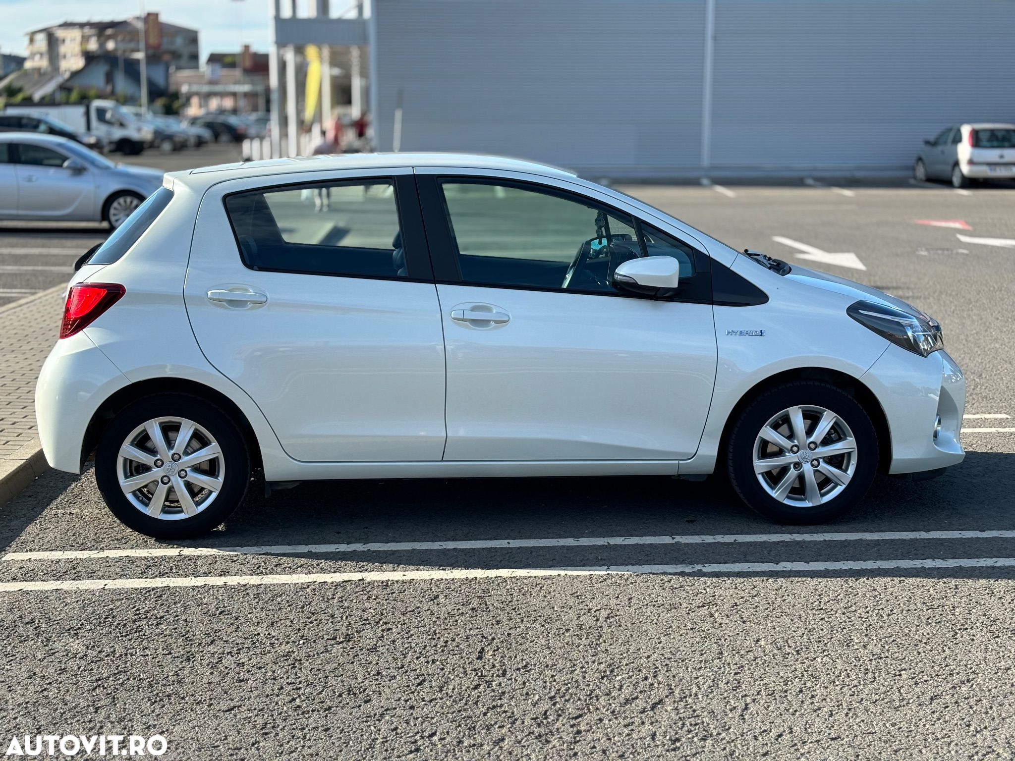 Toyota Yaris 1.5 VVT-i HSD Sol - 7