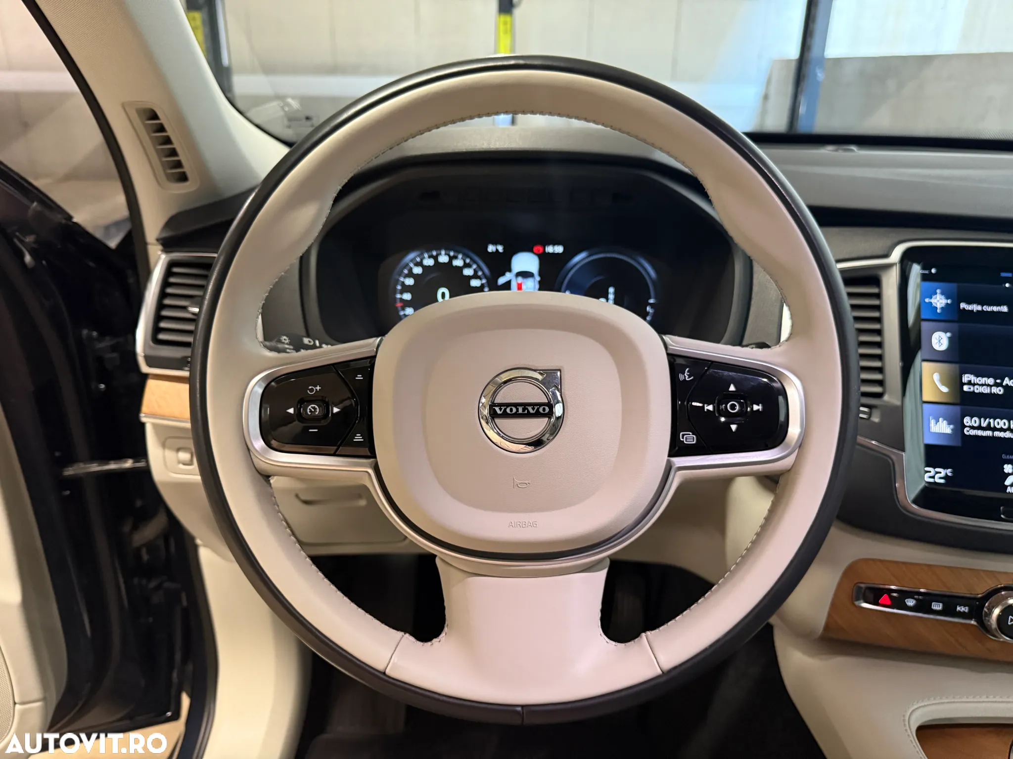 Volvo XC 90 T8 AWD Recharge Geartronic Inscription Expression - 28