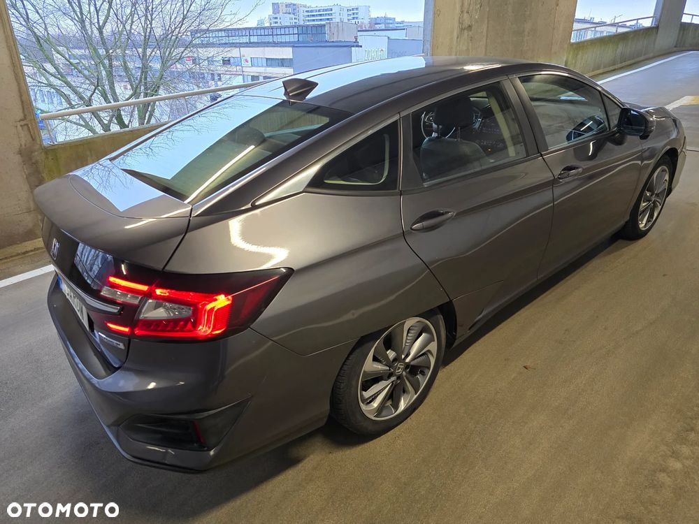 Honda Clarity - 7