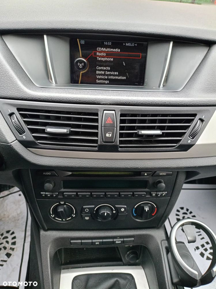 BMW X1 sDrive18d xLine - 15