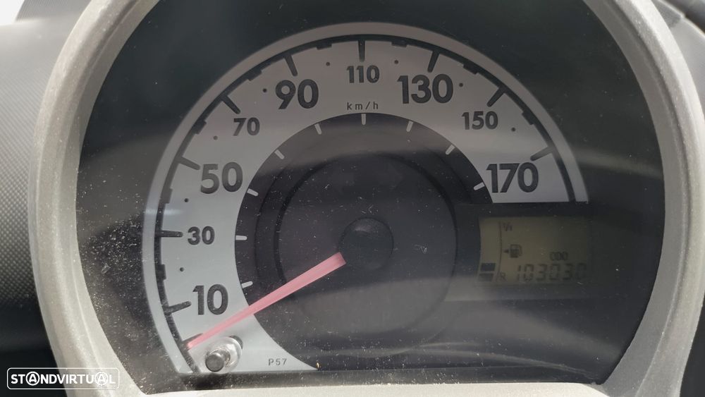 Toyota Aygo 1.0 - 7
