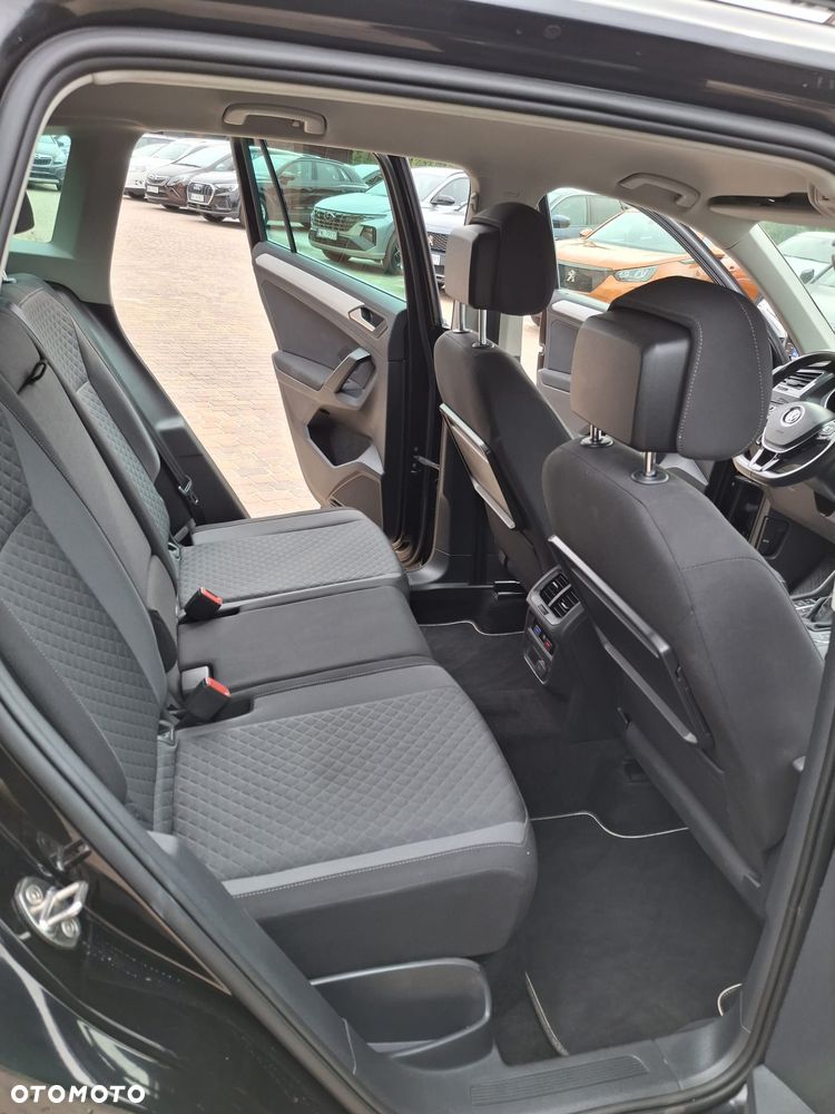 Volkswagen Tiguan - 15