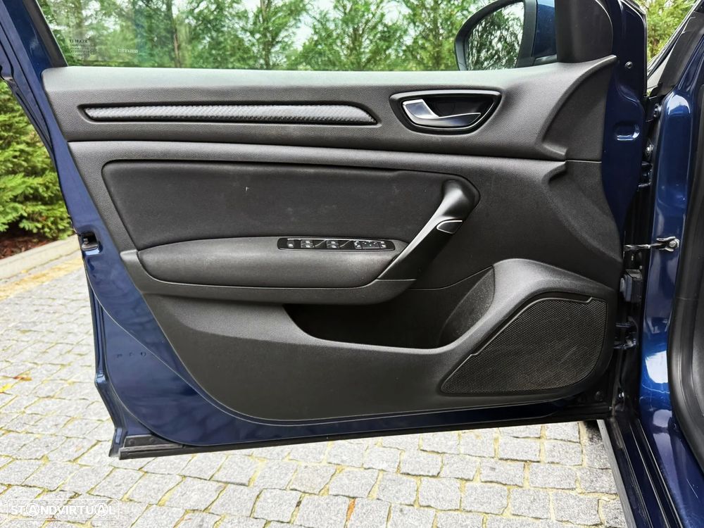 Renault Mégane 1.5 Blue dCi Zen - 9