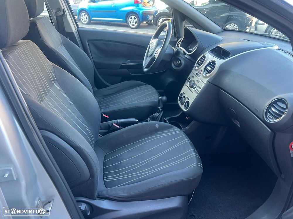 Opel Corsa 1.3 CDTI Cosmo - 9