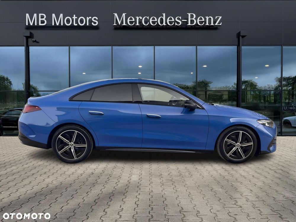 Mercedes-Benz CLA - 4