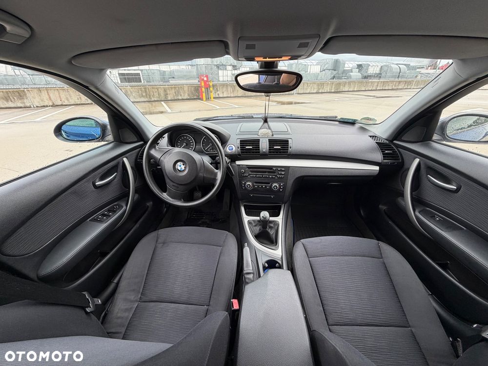 BMW Seria 1 116i - 14