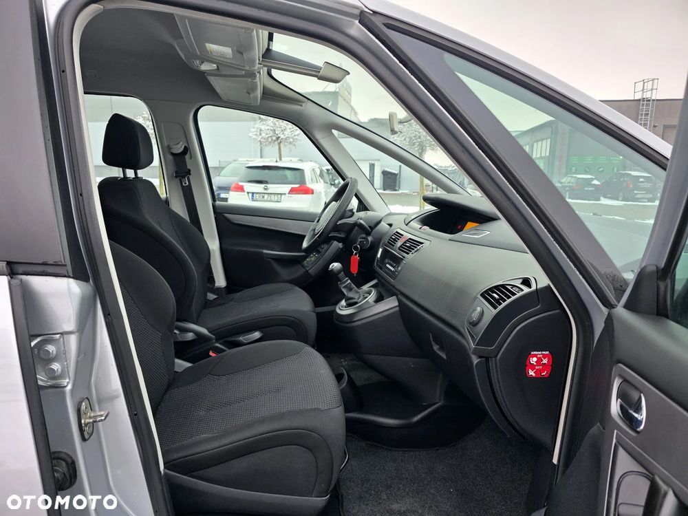 Citroën C4 Grand Picasso 1.8 16V Advance - 13
