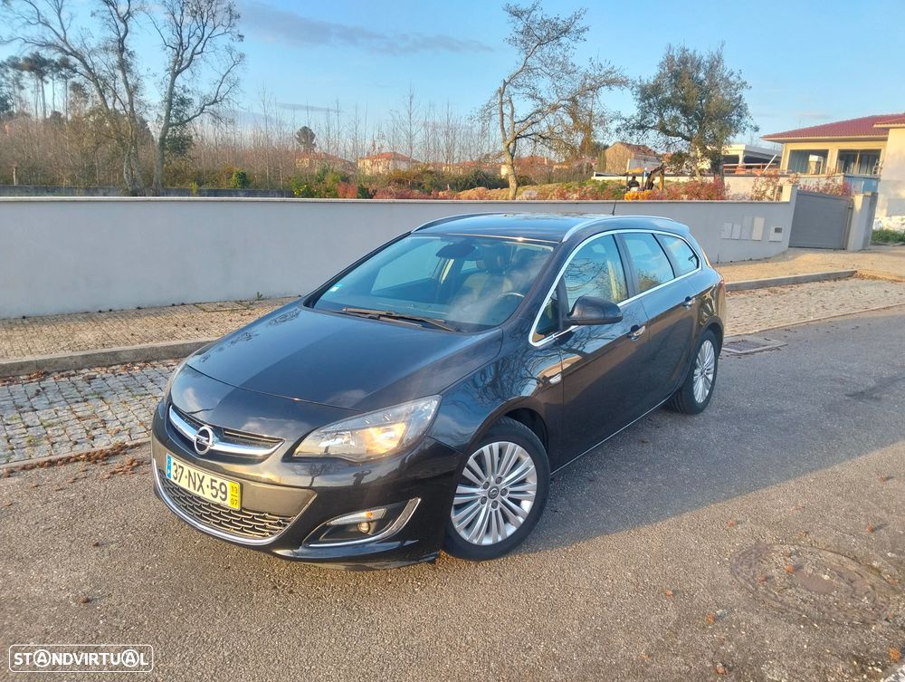 Opel Astra Sports Tourer - 2