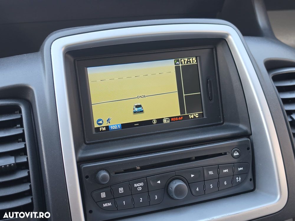 Renault Trafic Grand Passenger L2H1 Expression - 13