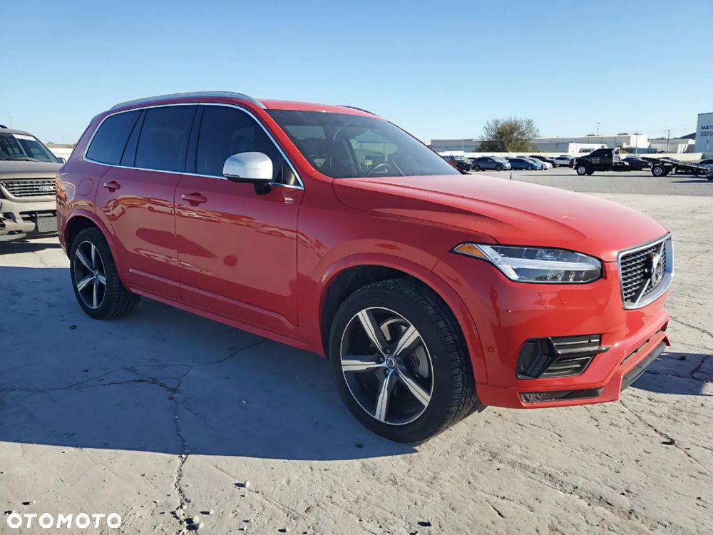 Volvo XC 90 - 3
