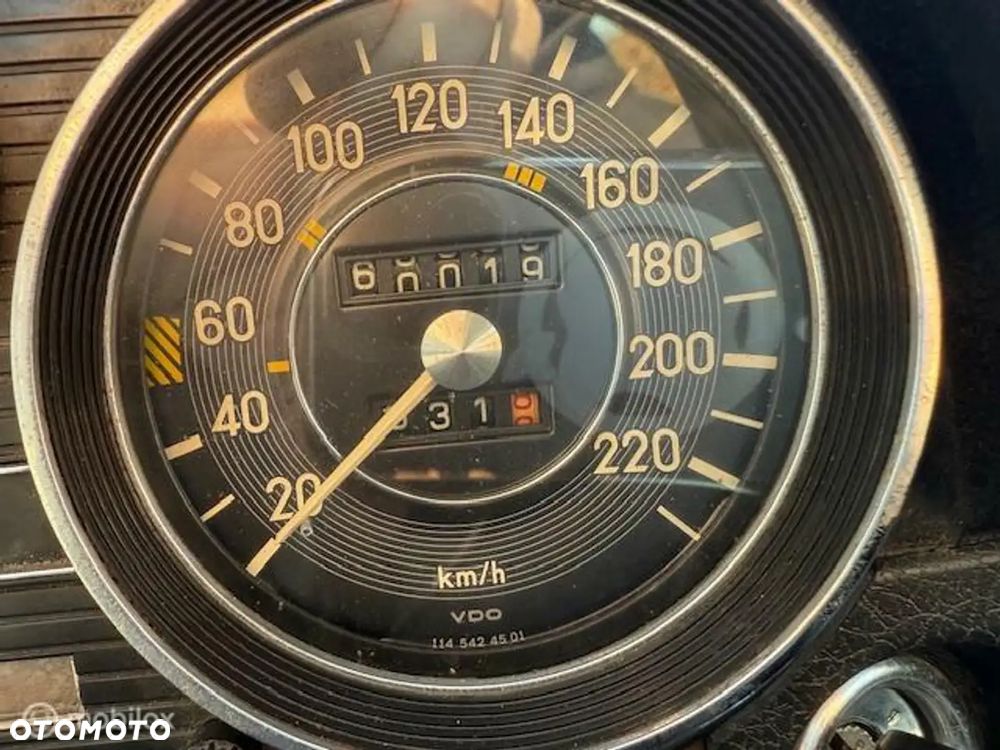 Mercedes-Benz 280 - 11