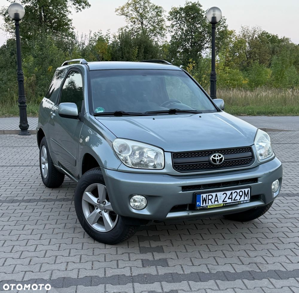 Toyota RAV4 - 8