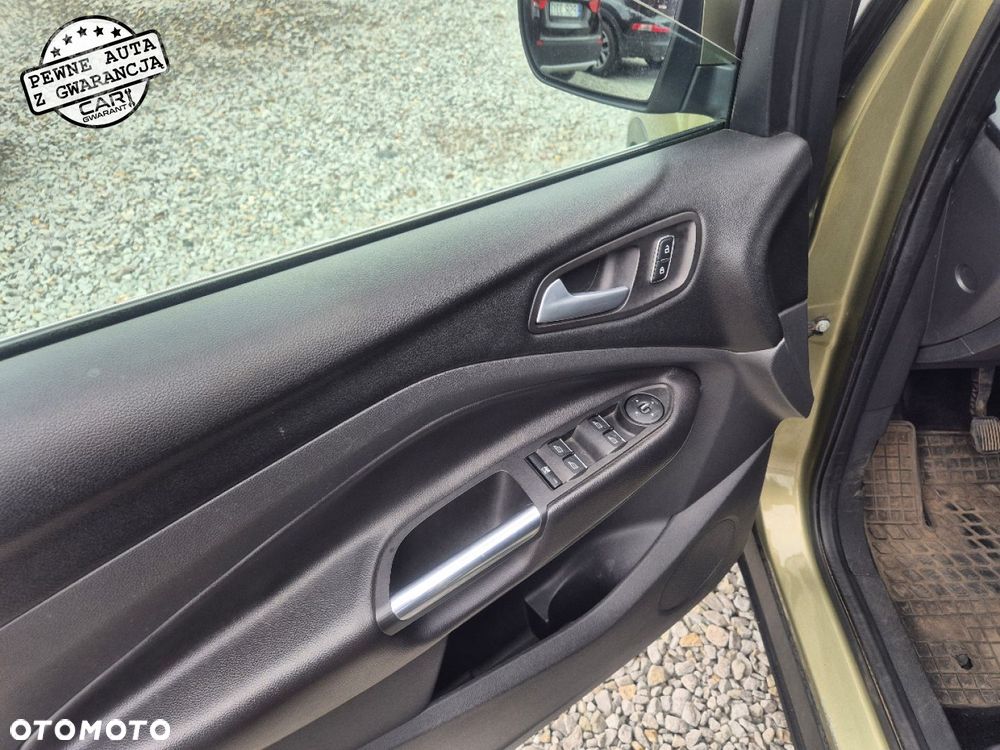Ford Kuga - 9