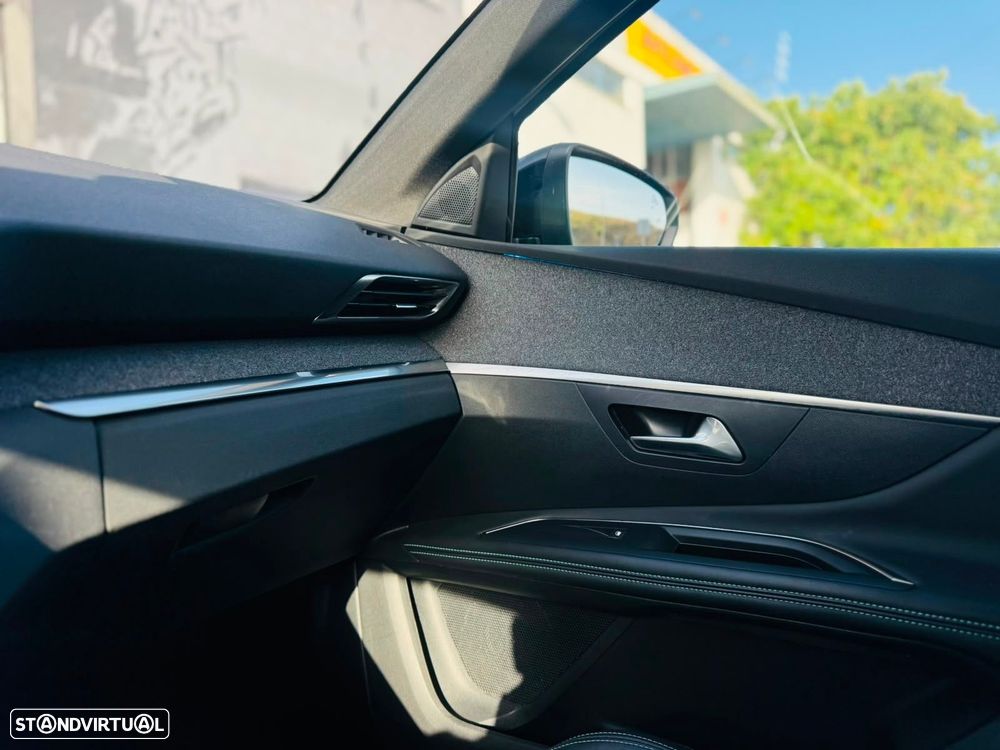 Peugeot 3008 1.6 Hybrid Allure Pack e-EAT8 - 35