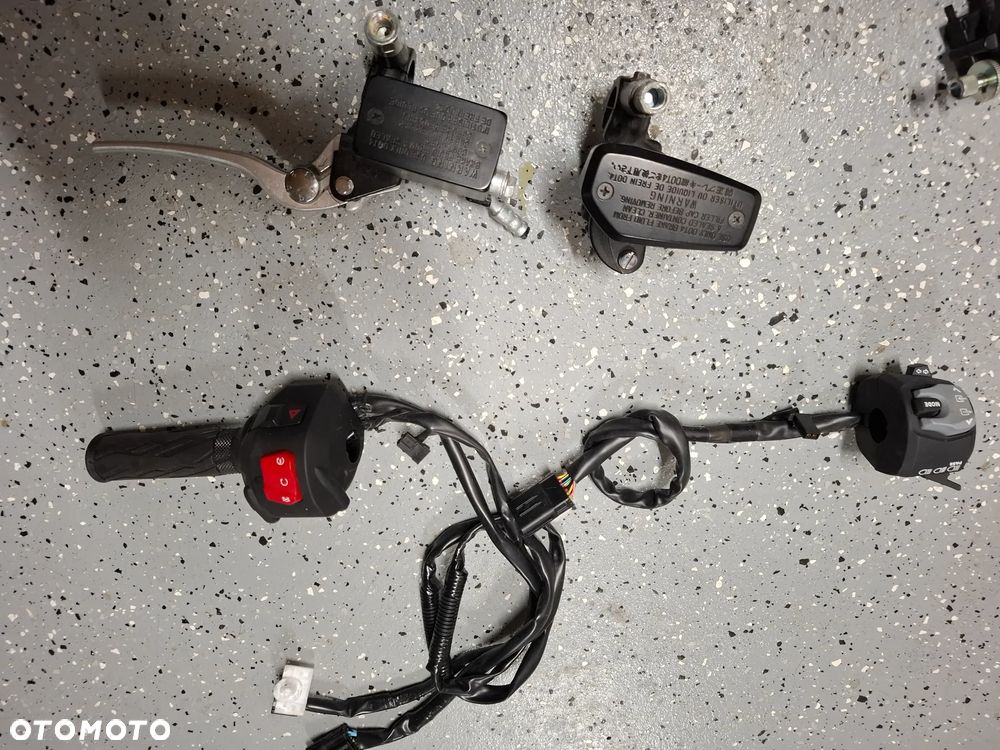 Suzuki GSXS 950 1000 lagi półka kierownica pompa hamulcowa - 5