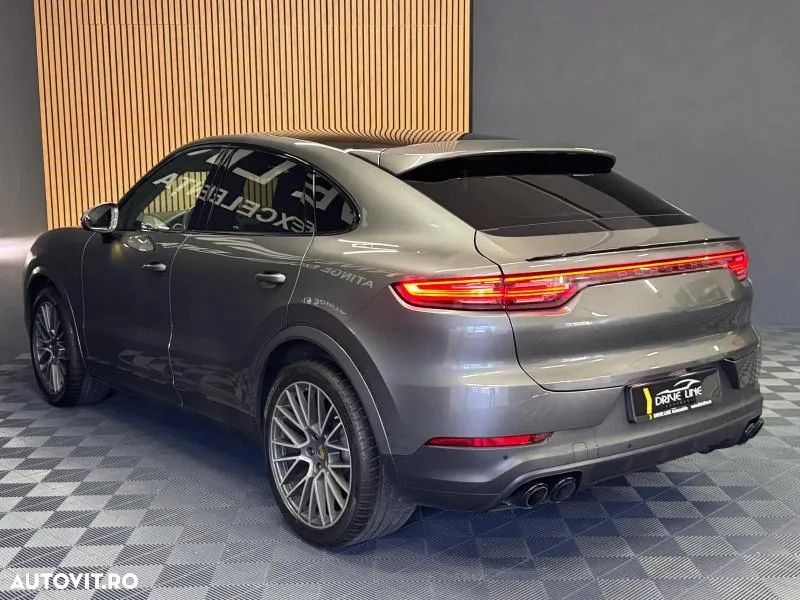 Porsche Cayenne Coupe Standard - 38