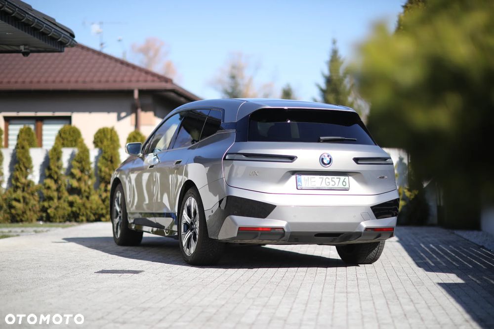 BMW iX xDrive40 76.6kWh - 4