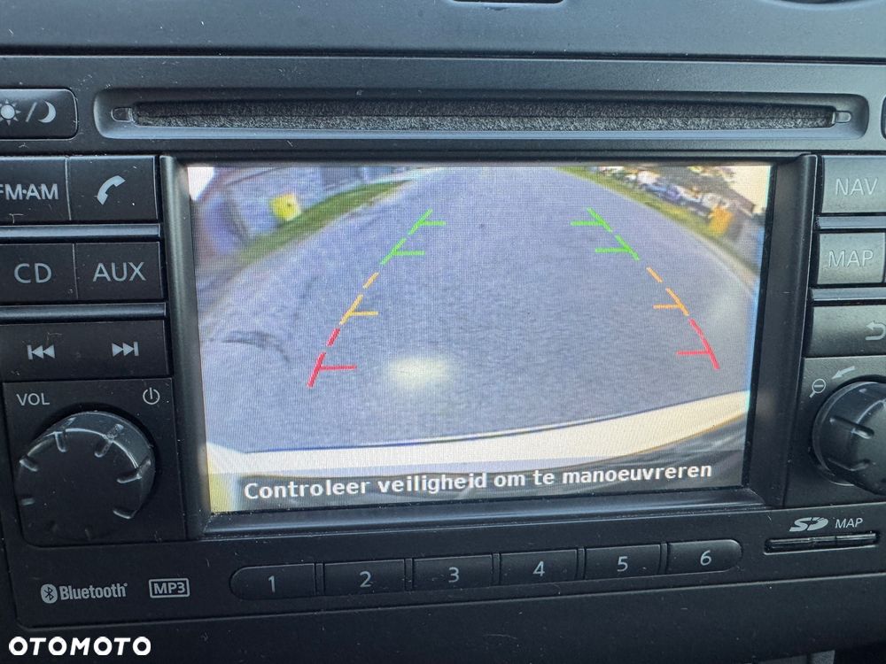 Nissan Qashqai 1.5 dCi N-Connecta - 16