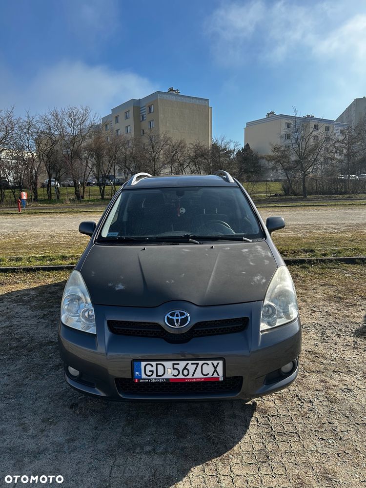 Toyota Corolla Verso 2.2 D-4D Premium 7os - 1
