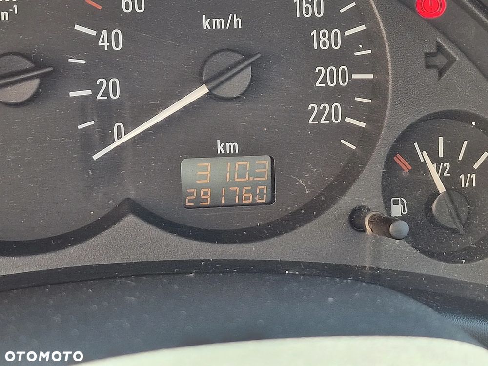 Opel Corsa 1.2 16V - 18