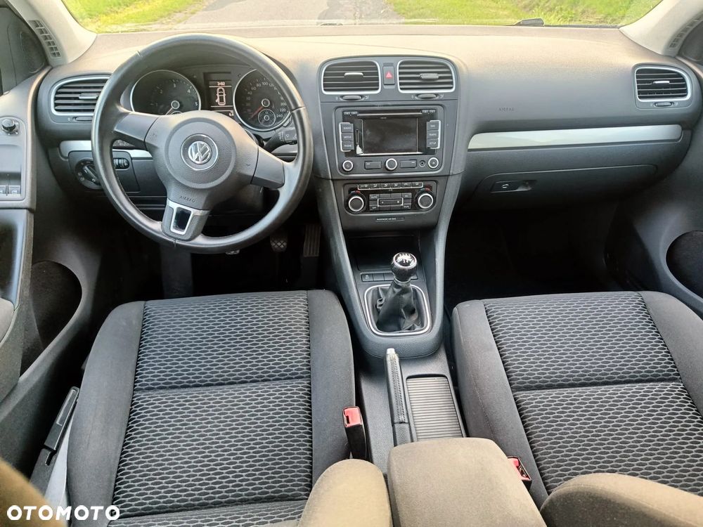 Volkswagen Golf 1.6 TDI DPF BlueMotion Technology move - 5